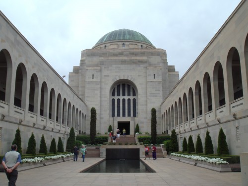 Het war memoriaal gebouw in Canberra, indrukwekkend!